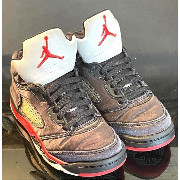 Nike Air Jordan 5 Black Satin/Varsity Red 440890-008 Mid Toddler Sneakers SZ 11C - Picture 1 of 12